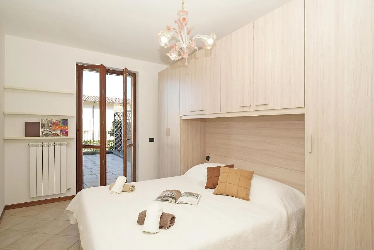 Apartment Appartamento Magenta - Gardagate Moniga del Garda Italy