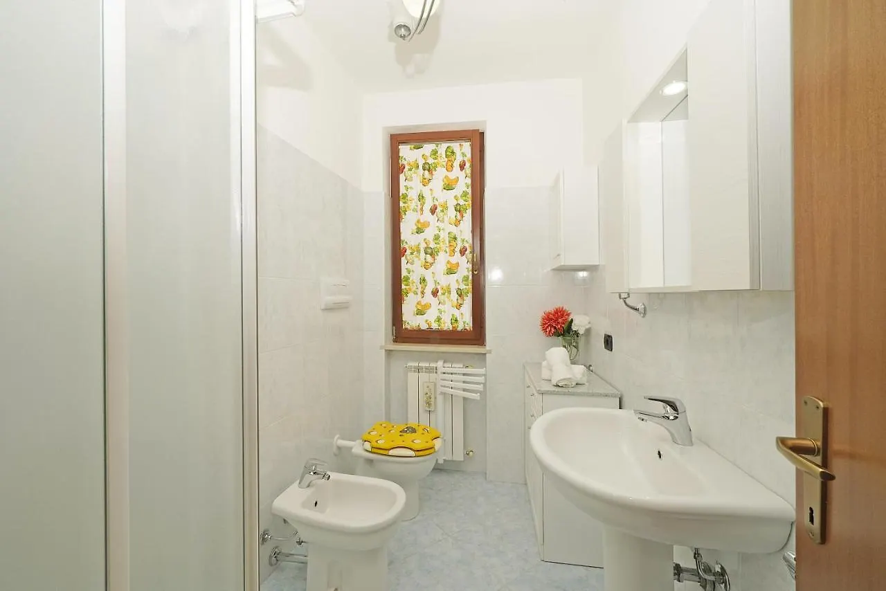 Apartment Appartamento Magenta - Gardagate Moniga del Garda