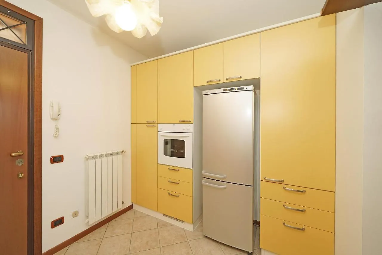 Appartamento Magenta - Gardagate Moniga del Garda Italy