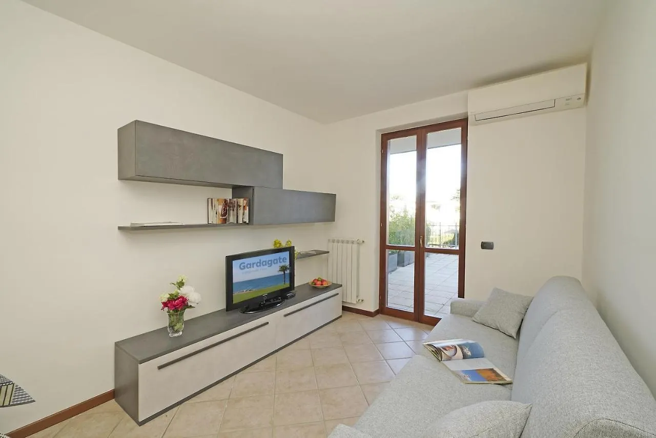 Apartment Appartamento Magenta - Gardagate Moniga del Garda Italy